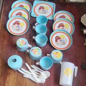 Vintage Tin Childs Play Dishes~Hong Kong